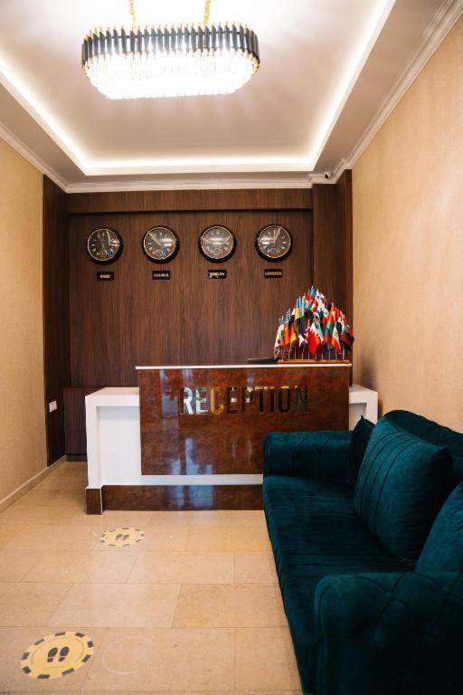 The Clocktower Hotel Baku Bagian luar foto